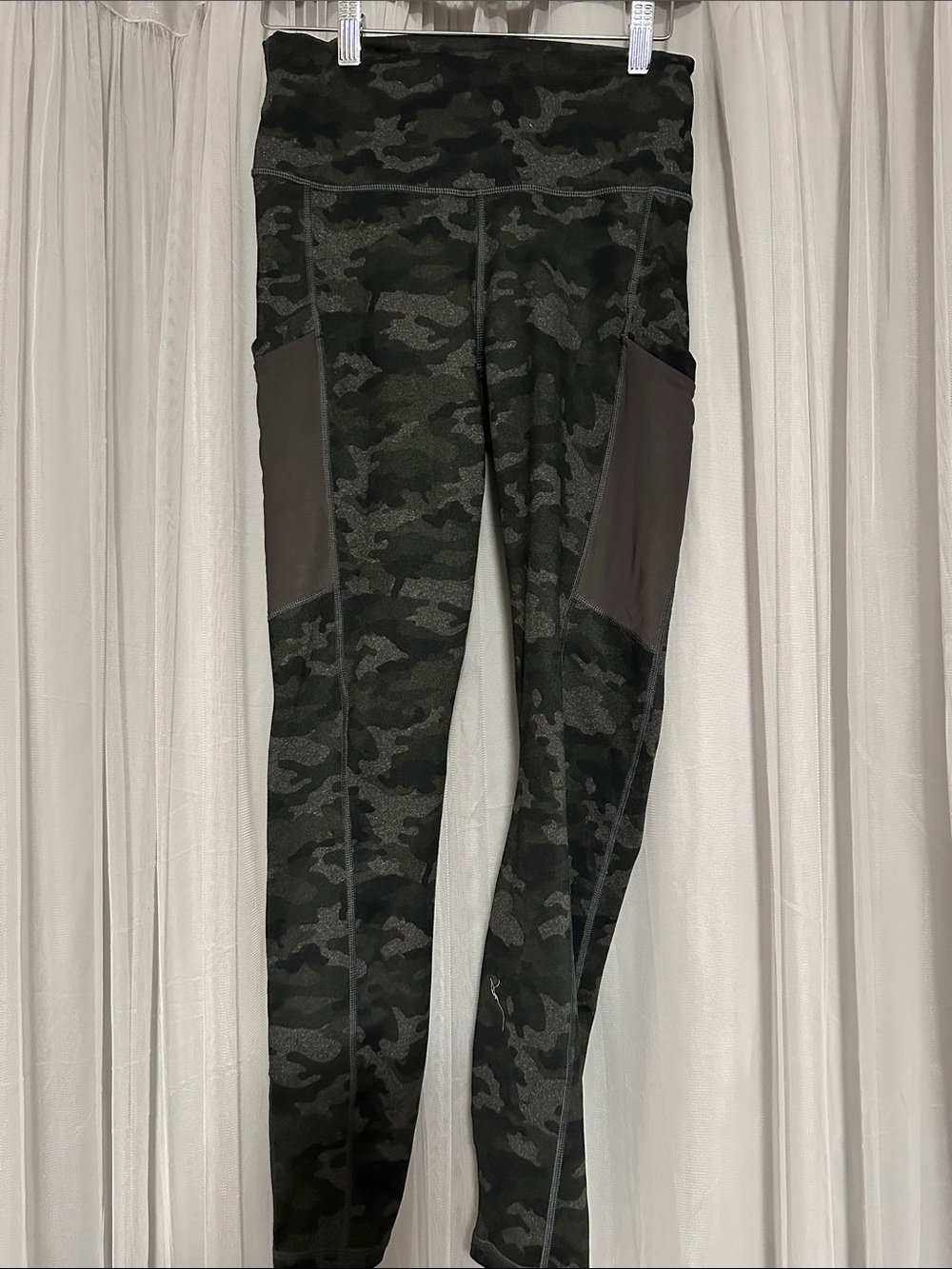 Fabletics Black & Gray Camo High-Rise Leggings with Side Pockets